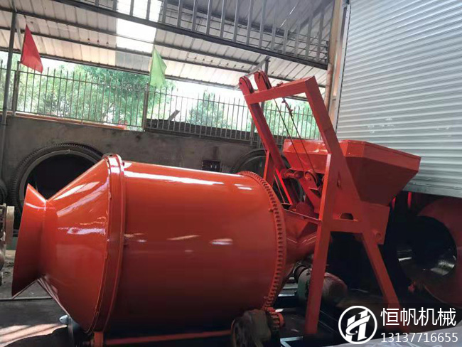 畜禽糞便堆肥處理生產有機肥的工藝與設備(圖4) 禽糞混合設備