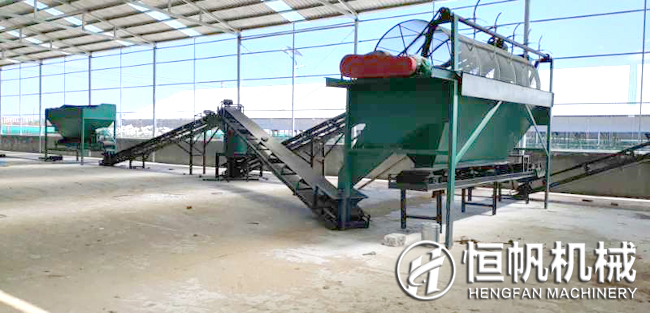 山東青島年產(chǎn)三萬噸牛糞有機肥顆粒生產(chǎn)線順利投產(chǎn)(圖4) 山東青島牛糞有機肥加工處理設(shè)備