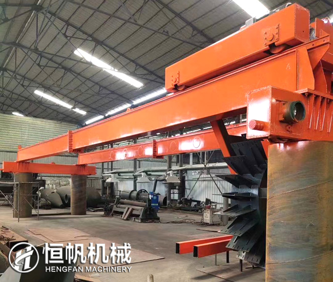 有機肥翻堆機(翻拋機)設備多少錢?(圖4) 輪盤翻堆機