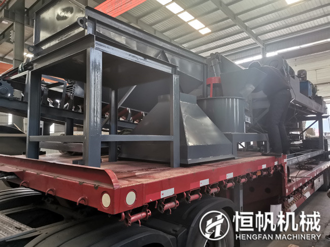 四川德陽年產2萬噸蘑菇渣有機肥粉狀生產線設備發貨(圖3) 有機肥粉狀線設備