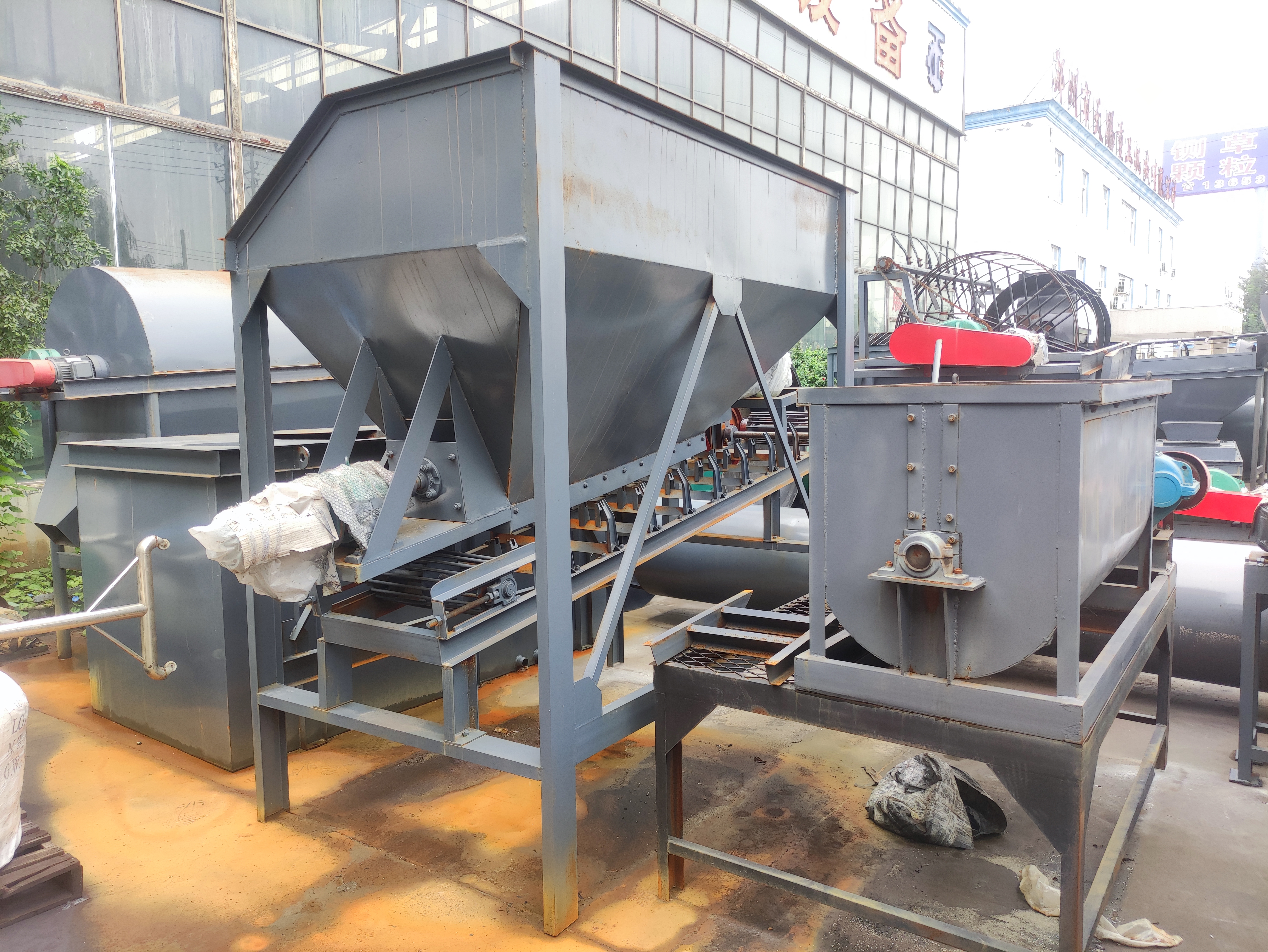 如何處理牛糞能變廢為寶,物盡其用呢?(圖1) 如何處理牛糞能變廢為寶,物盡其用呢?(圖1)